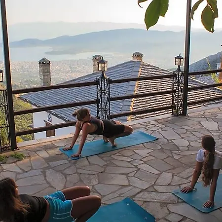 Selina Centavrus Hotel
